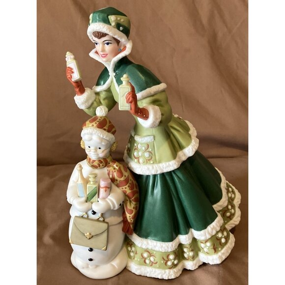 Avon 2003 Mrs Albee Presidents Club Award Figurine 9 1/2” With Box - Picture 1 of 4